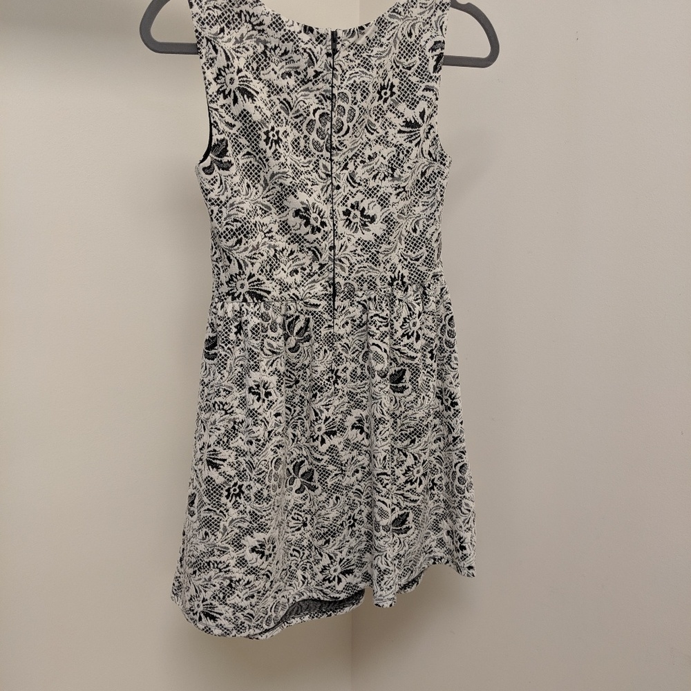 Black & white dress